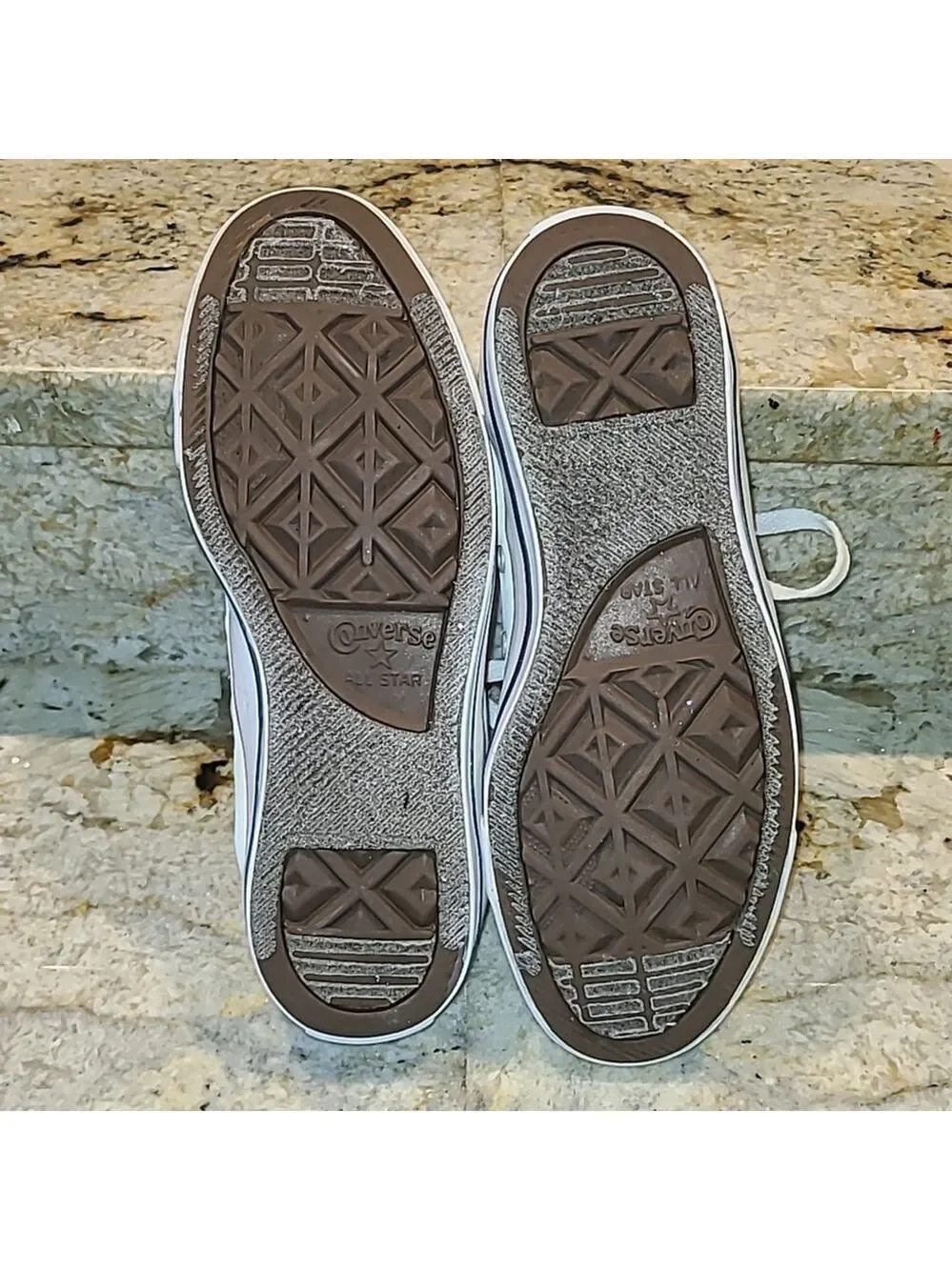 Converse All Star Chuck Taylor sz women's 7. #1877